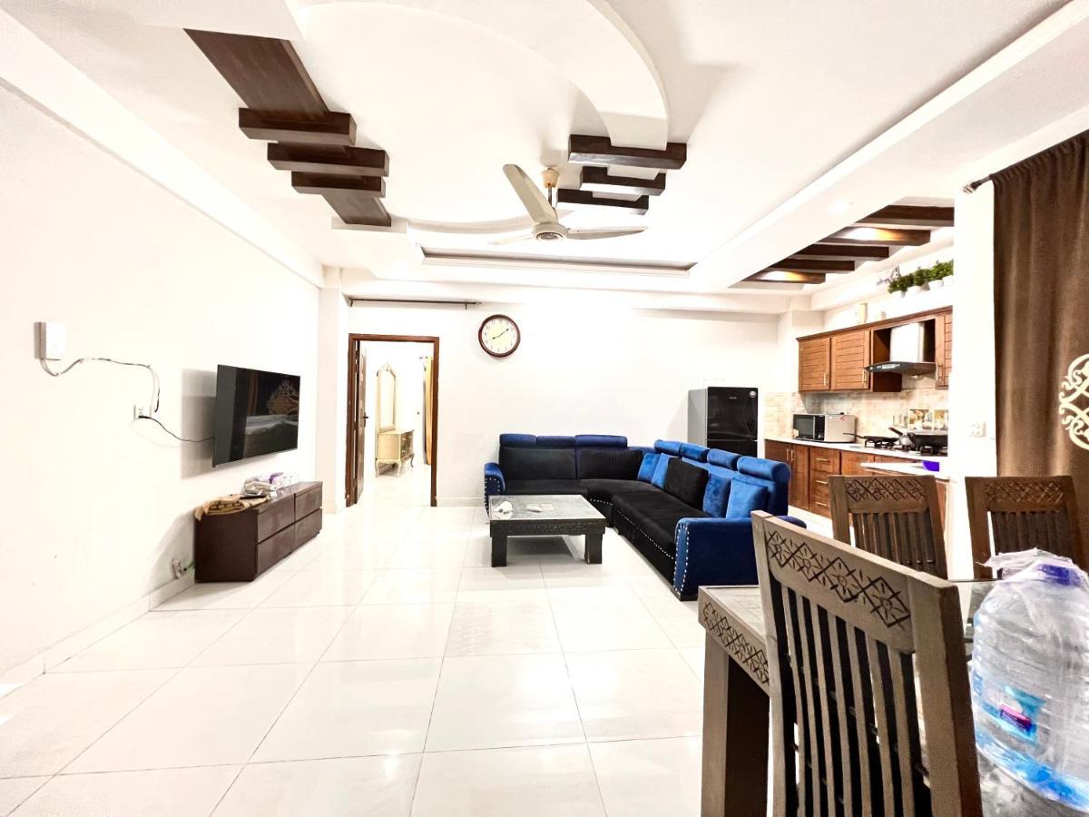 Luxury Executive 2Bedroom Apartment Convenient And Nice Location イスラマバード エクステリア 写真
