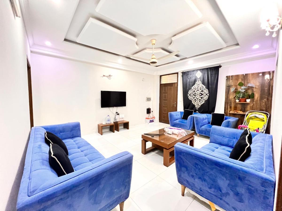 Luxury Executive 2Bedroom Apartment Convenient And Nice Location イスラマバード エクステリア 写真